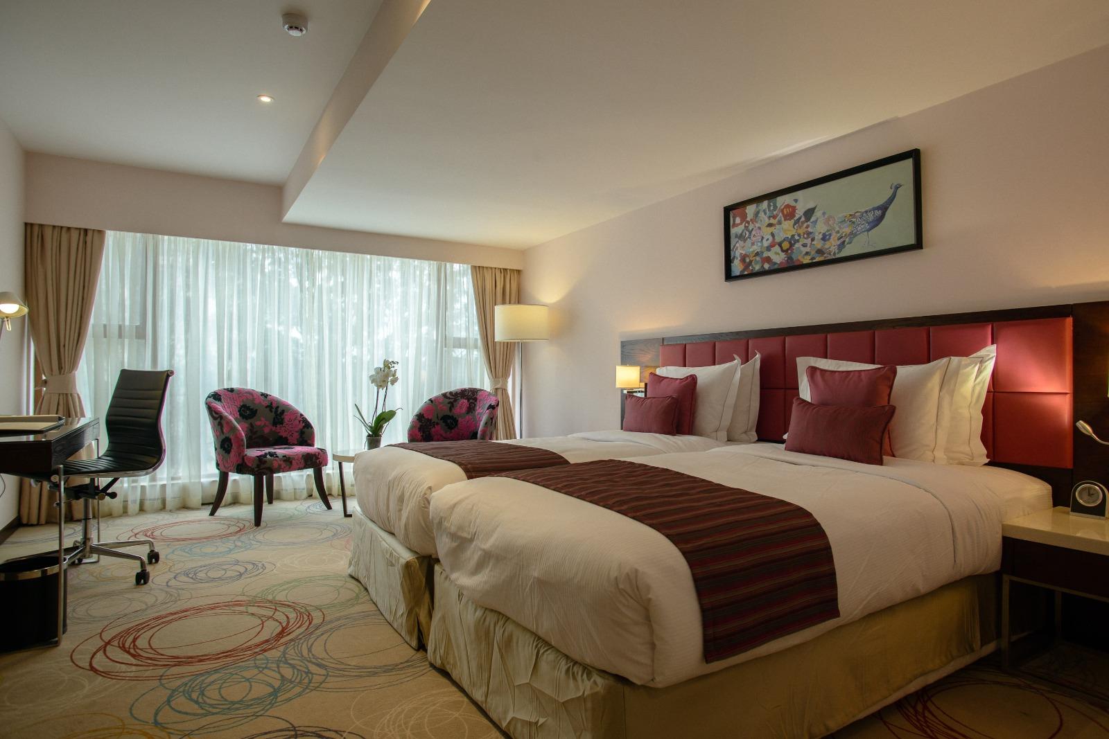 Deluxe Suite